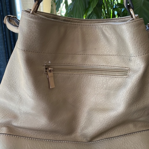 Purse - Picture 3 of 14